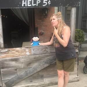 Meet your Posher, Nicole